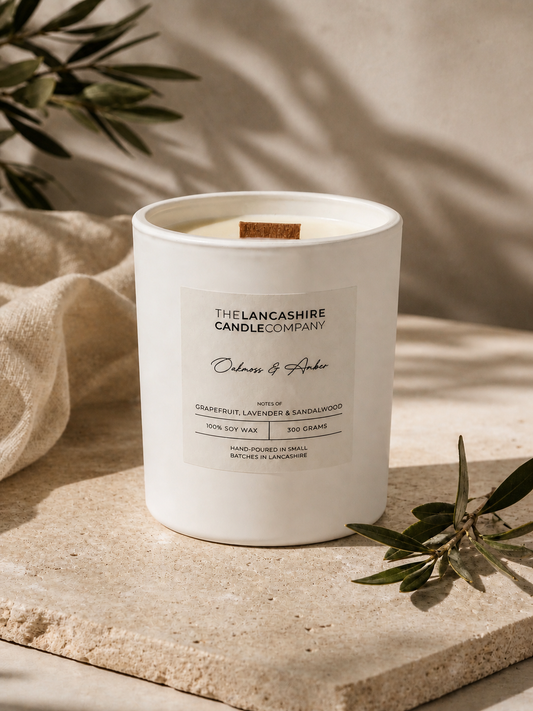 Oakmoss & Amber Scented Candle - Limited Edition